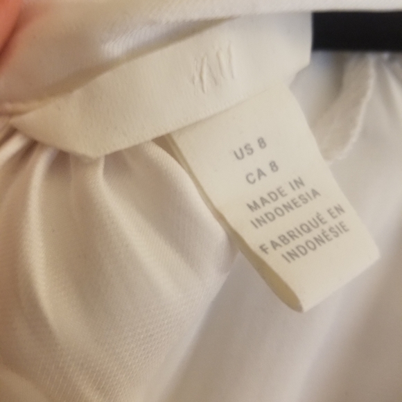 H & M Blouse - Picture 3 of 3